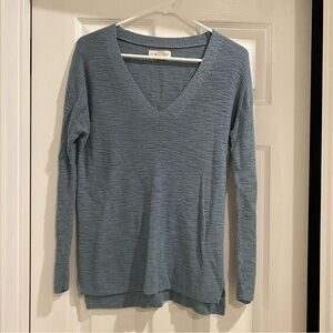 Lou & Grey For Loft  V Neck Long Sleeve Top Medium